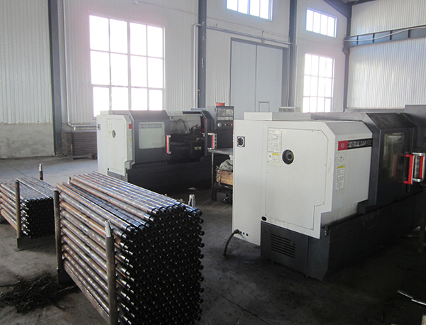 赤峰全液压坑道探矿钻机厂哪家好？价格怎么样？